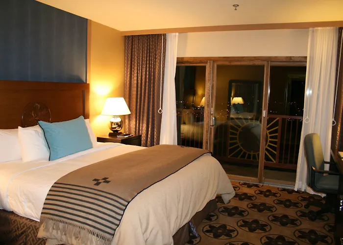 & Conference Center 3*