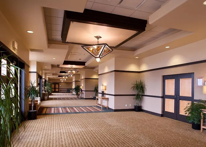 & Conference Center 3* Prescott